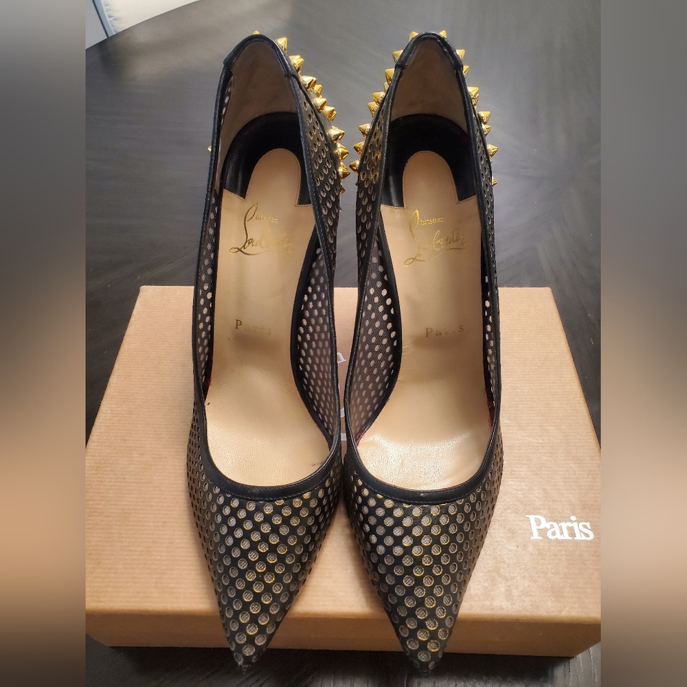 Christian Louboutin 100mm Guni pump...size 42 (worn twice)